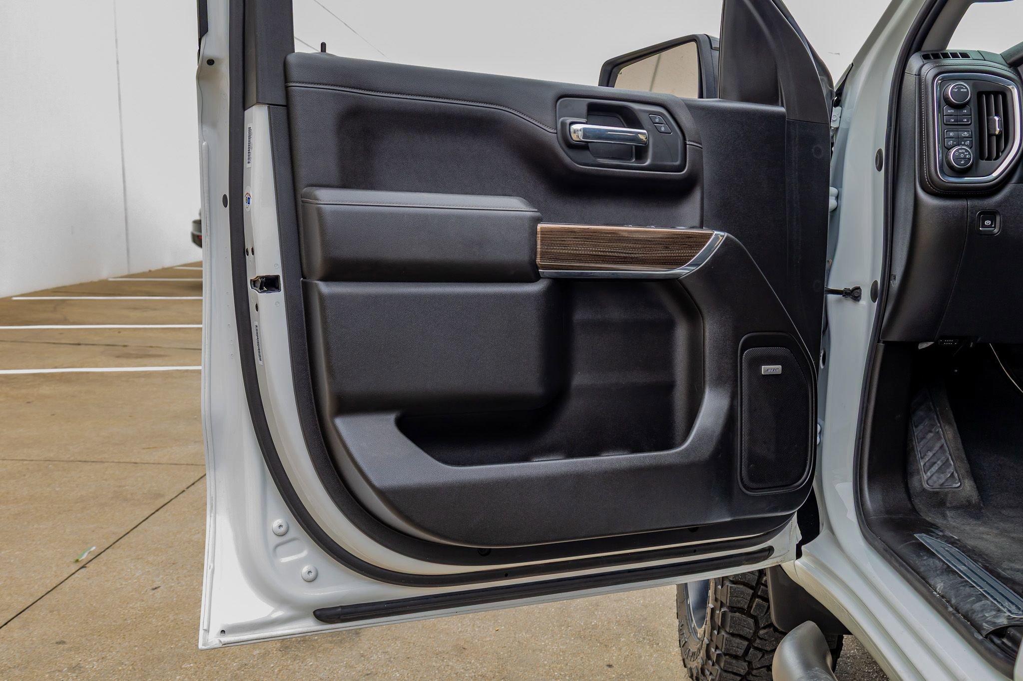 Used 2020 Chevrolet Silverado 1500 RST w/ Rally Edition image 35