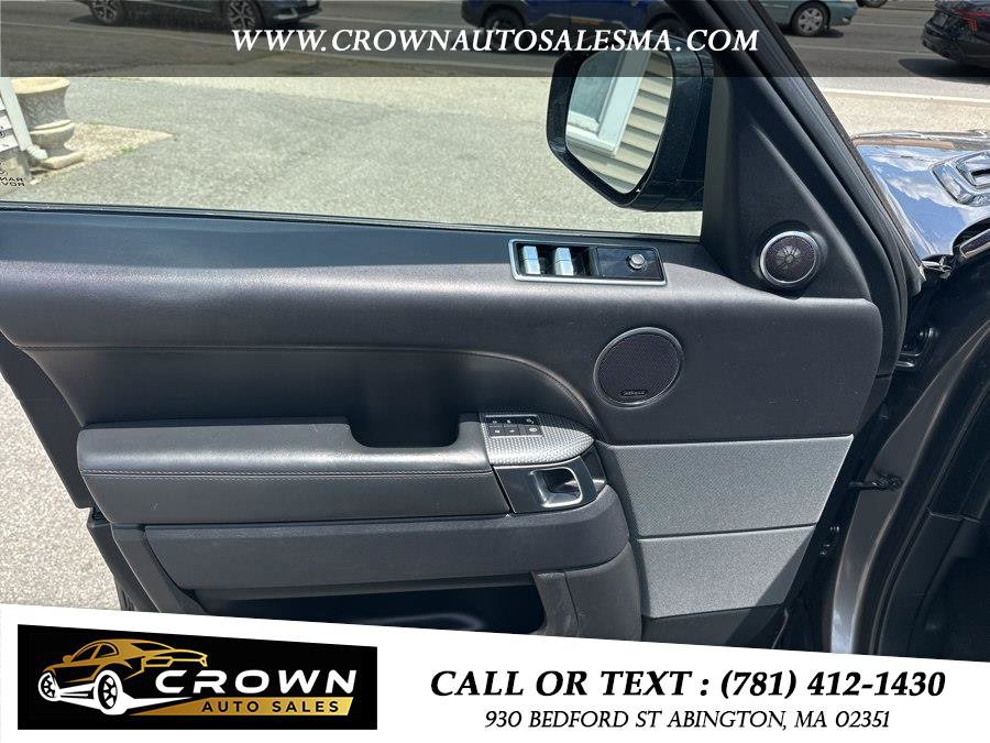 Used 2019 Land Rover Range Rover Sport Supercharged AWD/4WD image 17
