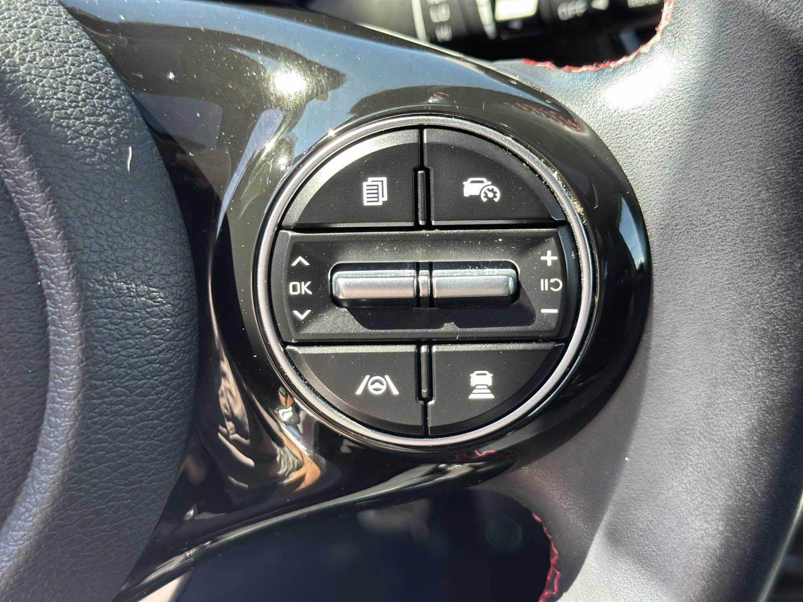 Used 2024 Kia Soul GT-Line w/ Option Group 020 FWD image 18