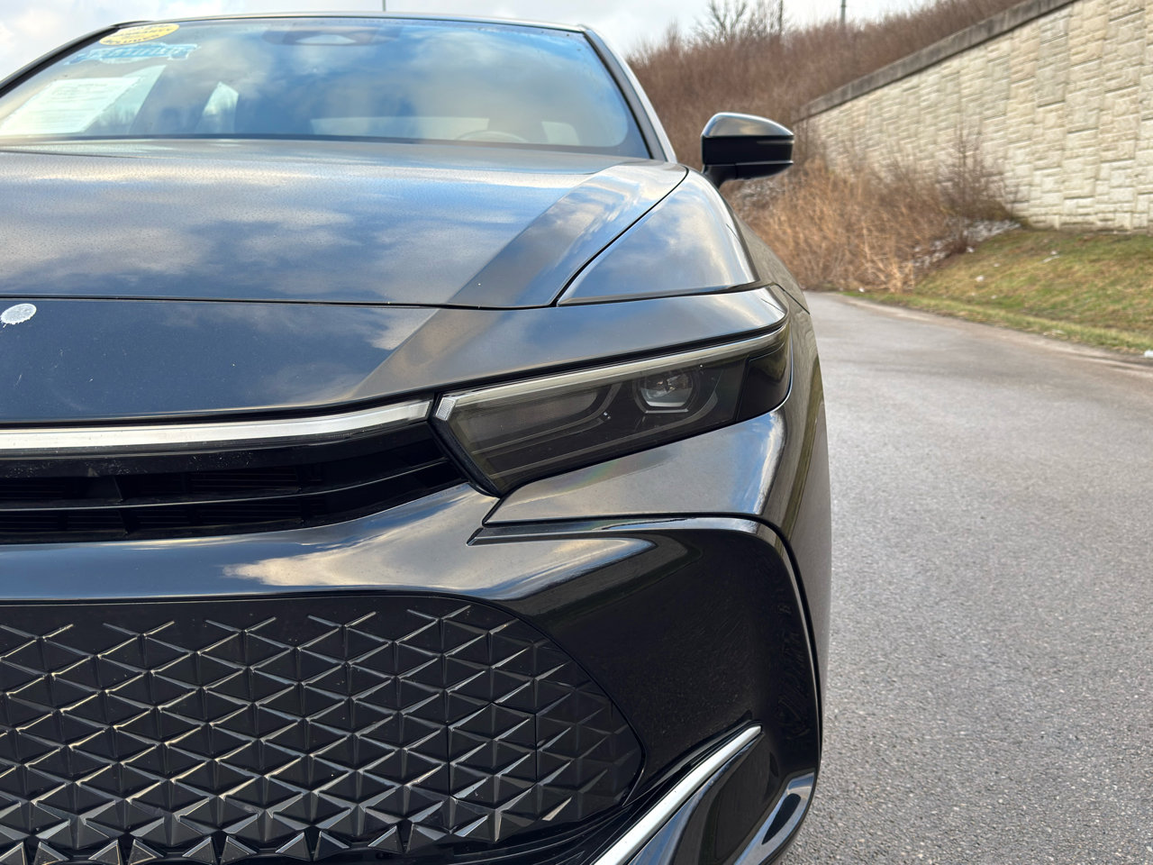 Used 2024 Toyota Crown XLE image 12