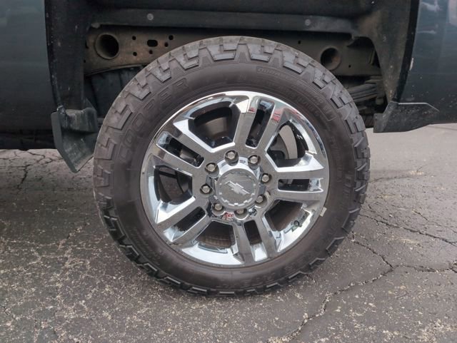 Used 2017 Chevrolet Silverado 2500 High Country w/ Duramax Plus Package image 25