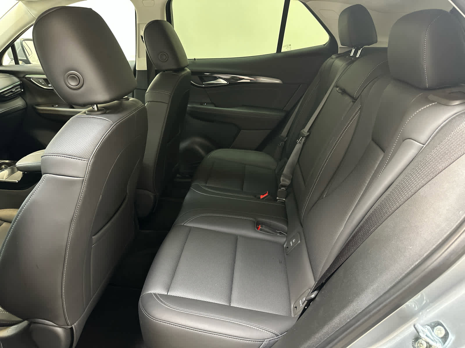 Certified 2025 Buick Envision Preferred image 19