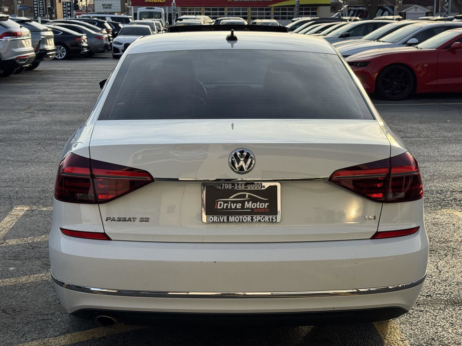 Used 2018 Volkswagen Passat 2.0T SE w/ SE Lighting Package FWD image 8