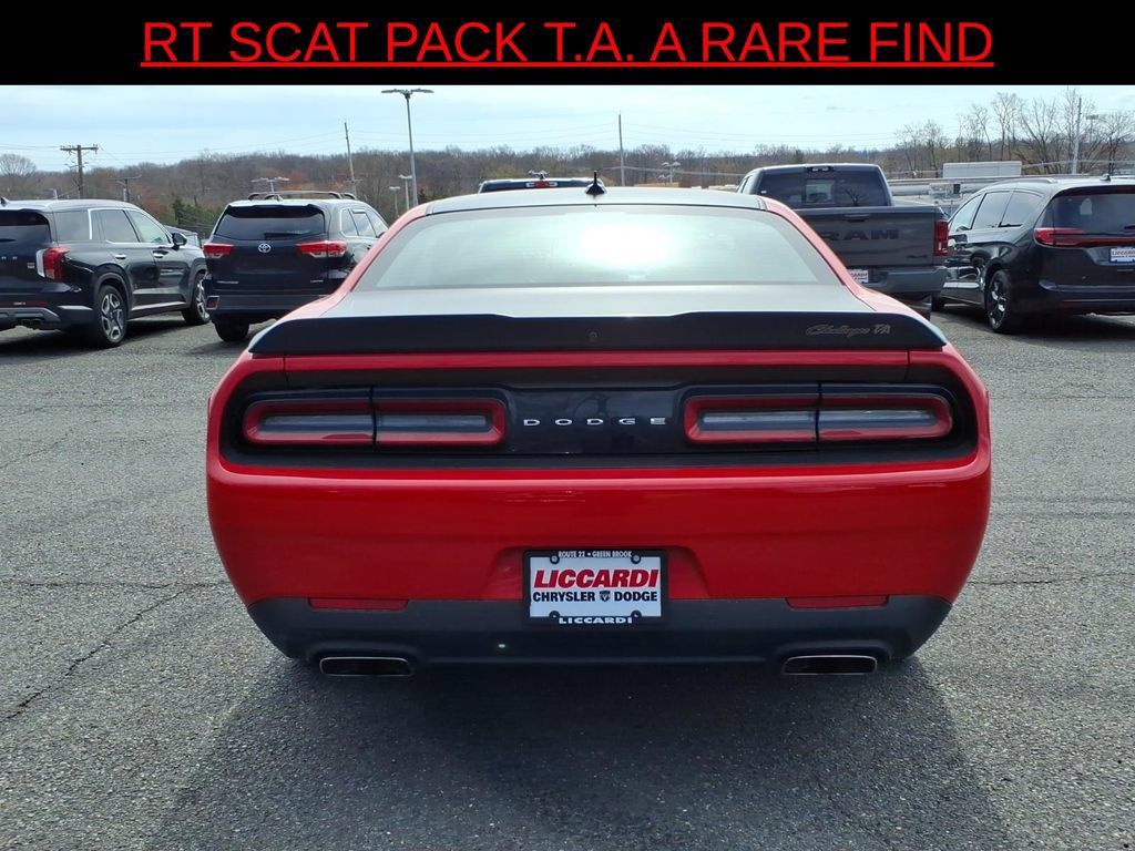 Used 2022 Dodge Challenger R/T Scat Pack w/ T/A Package RWD image 5
