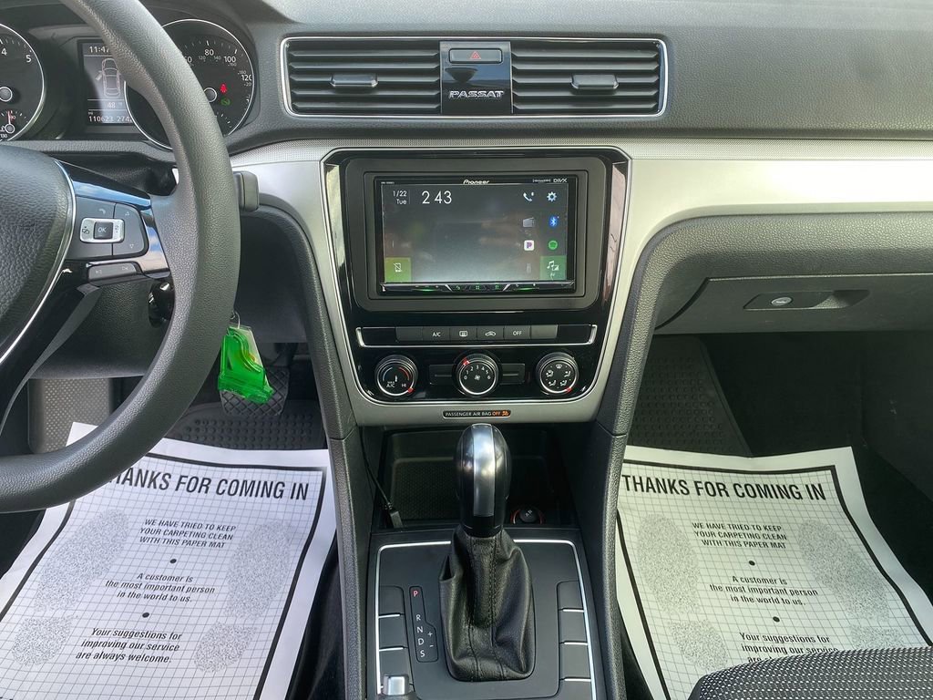 Used 2018 Volkswagen Passat 2.0T S image 20