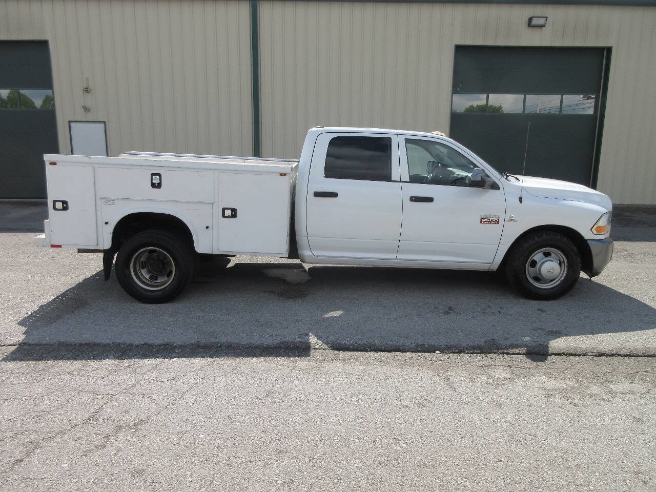 Used 2011 RAM 3500 ST w/ ST Popular Equipment Group RWD image 7