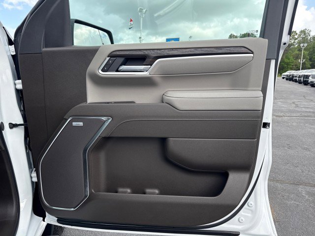 New 2026 GMC Sierra 1500 SLT image 13