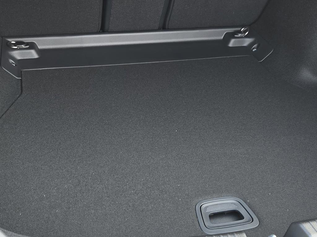 New 2026 Mercedes-Benz C 300 Sedan image 9