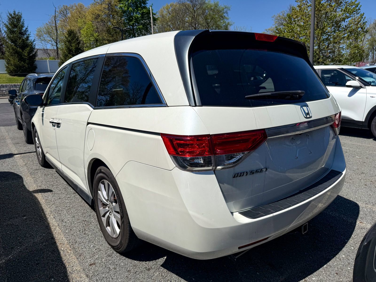 Used 2015 Honda Odyssey EX-L image 3