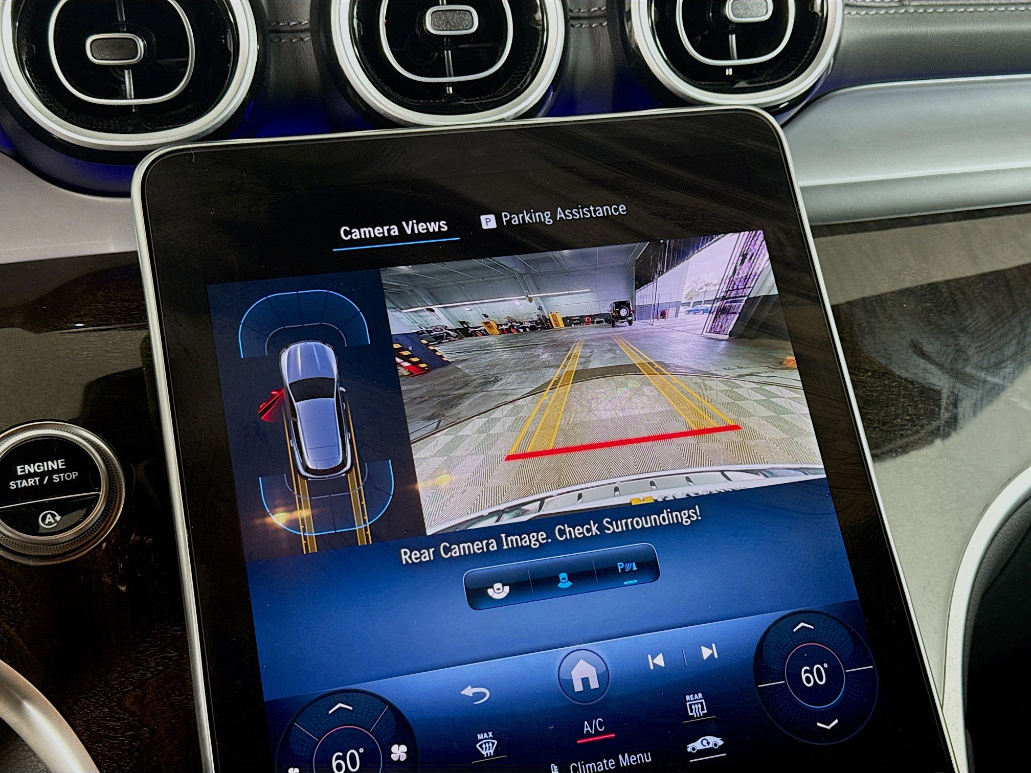 Used 2024 Mercedes-Benz GLC 300 4MATIC image 19