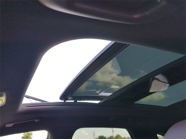 Used 2024 Genesis GV70 2.5T w/ Advanced Package image 19