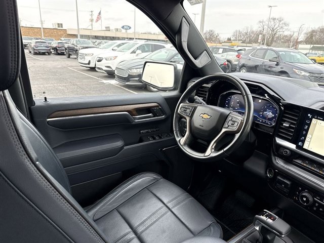 Certified 2023 Chevrolet Silverado 1500 High Country w/ High Country Premium Package image 13