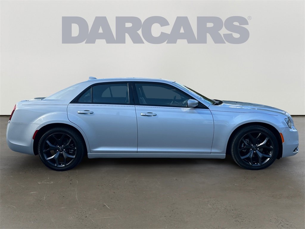 Used 2023 Chrysler 300 S image 8