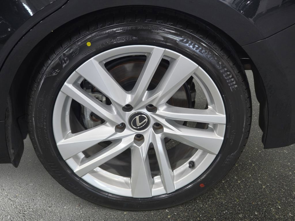 Used 2023 Lexus IS 300 w/ Comfort Package RWD image 29