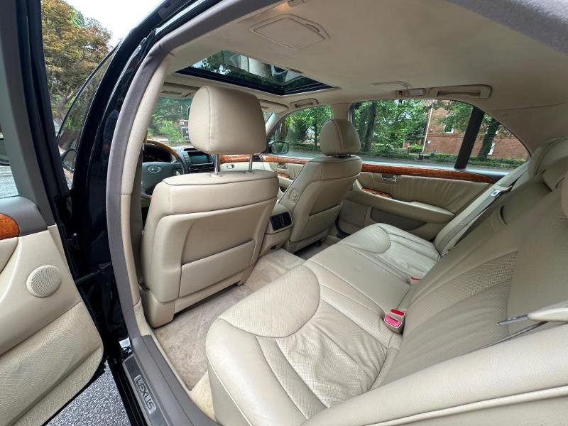 Used 2005 Lexus LS 430 RWD image 18