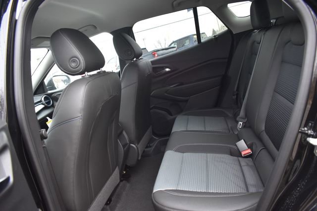 New 2026 Chevrolet Trax LT w/ LT Convenience Package image 18