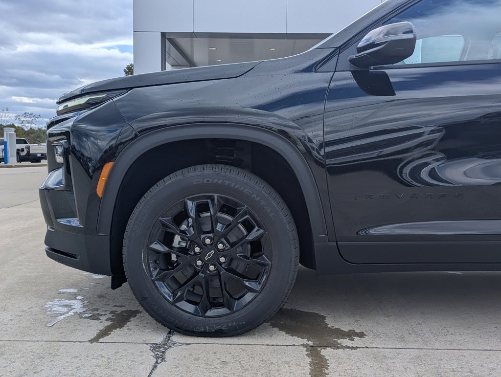 New 2026 Chevrolet Traverse LT w/ Midnight/Sport Edition image 10