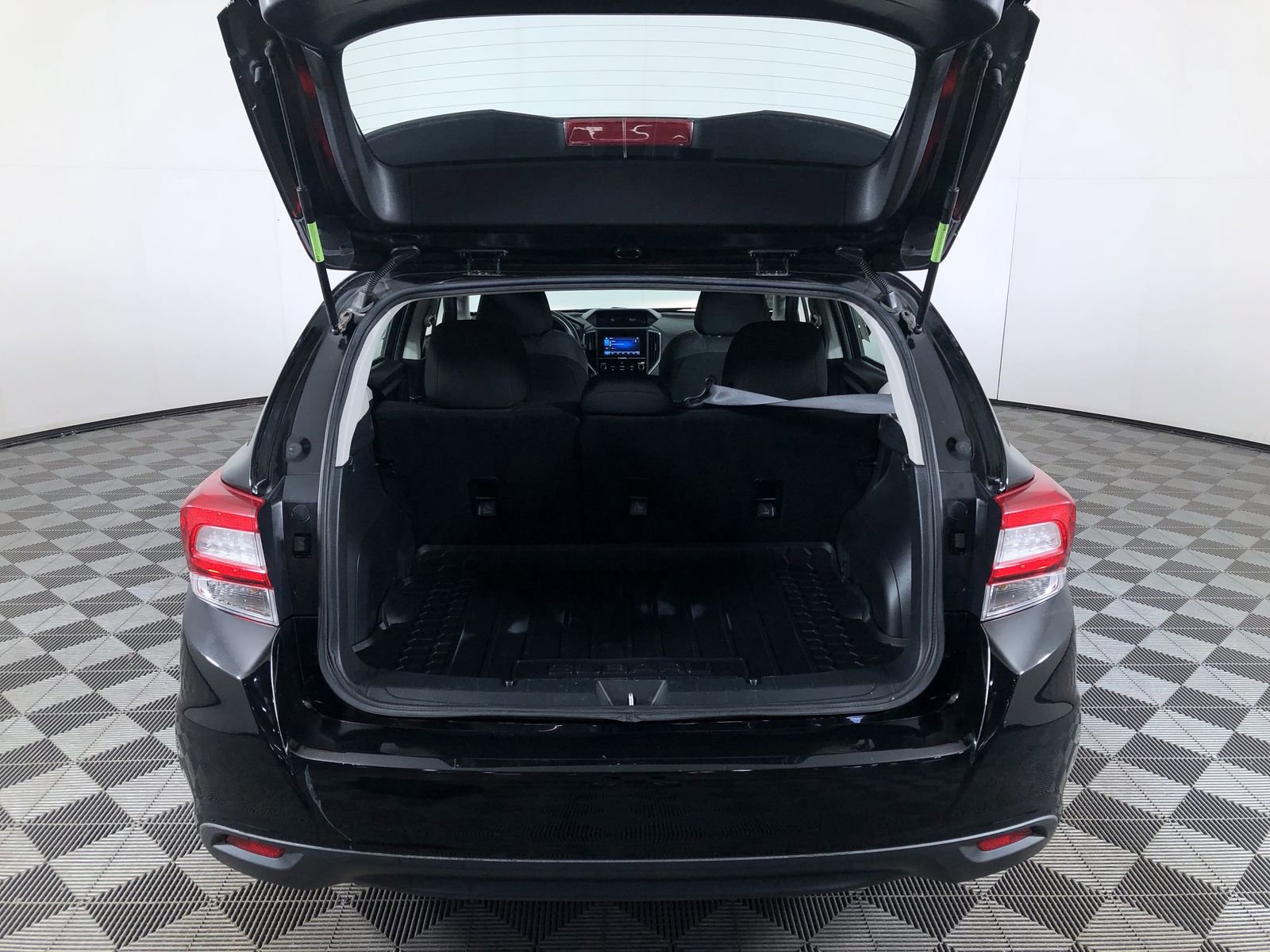 Used 2019 Subaru Impreza 2.0i AWD/4WD image 23