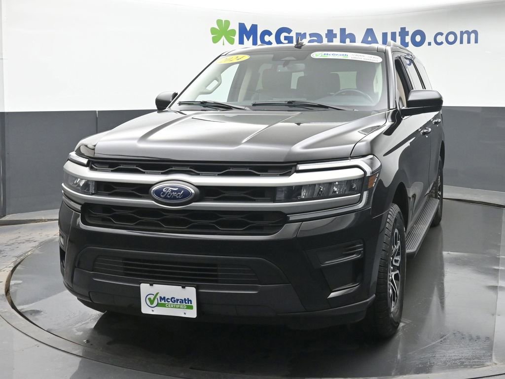 Used 2024 Ford Expedition XLT image 5