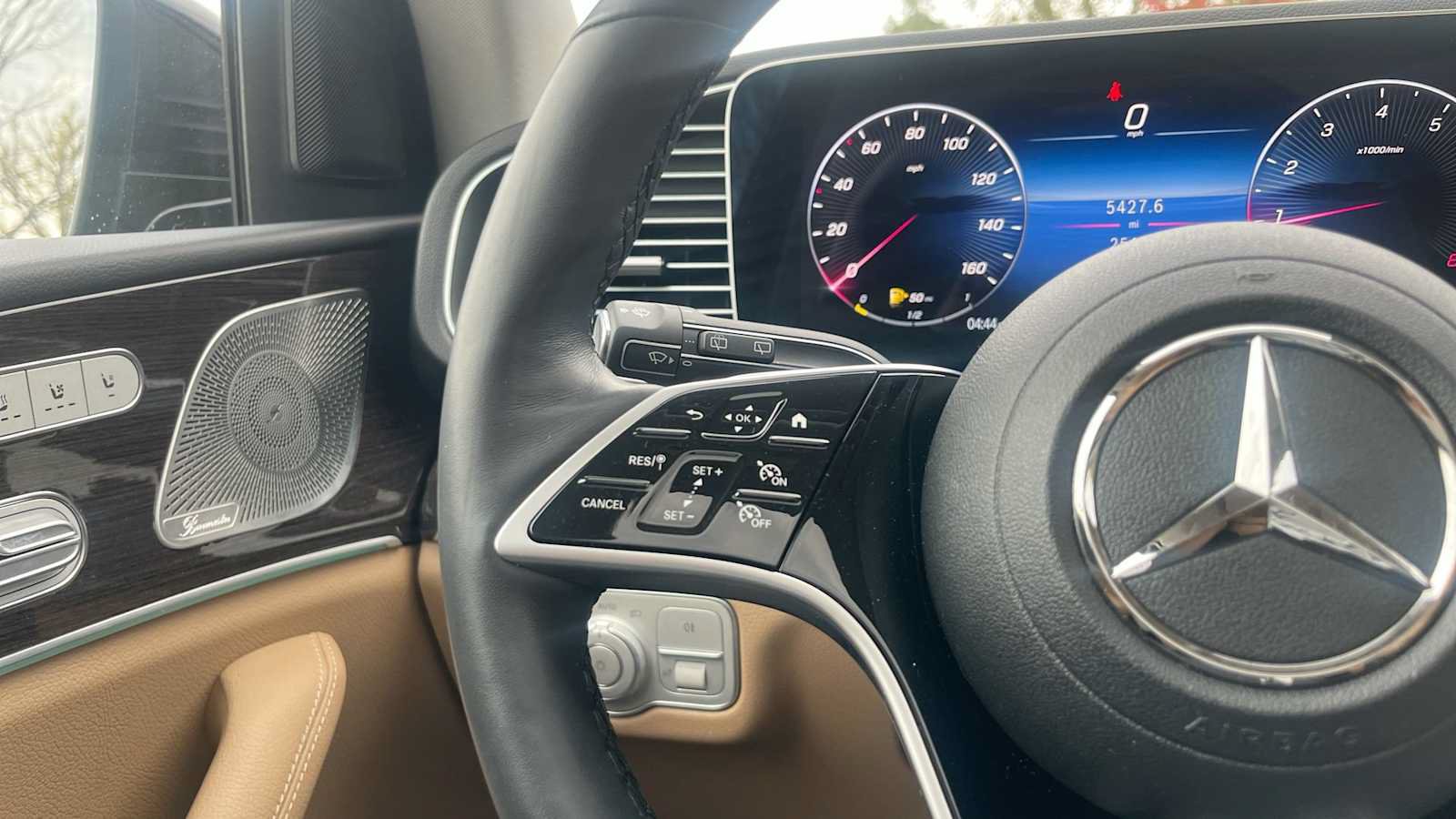 Certified 2024 Mercedes-Benz GLE 350 4MATIC image 39