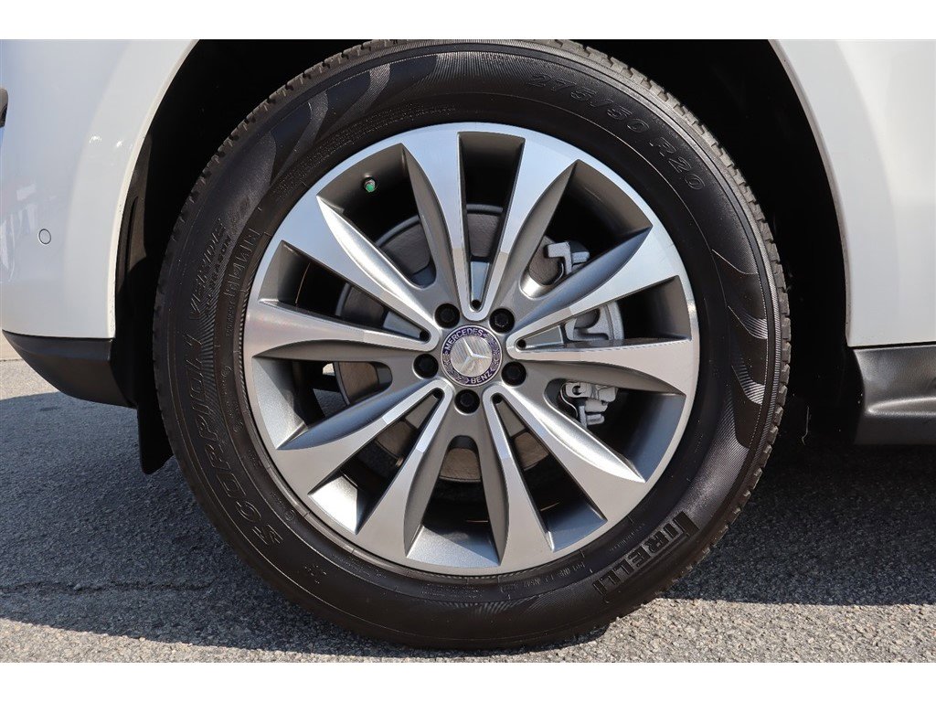 Used 2016 Mercedes-Benz GL 450 4MATIC image 9