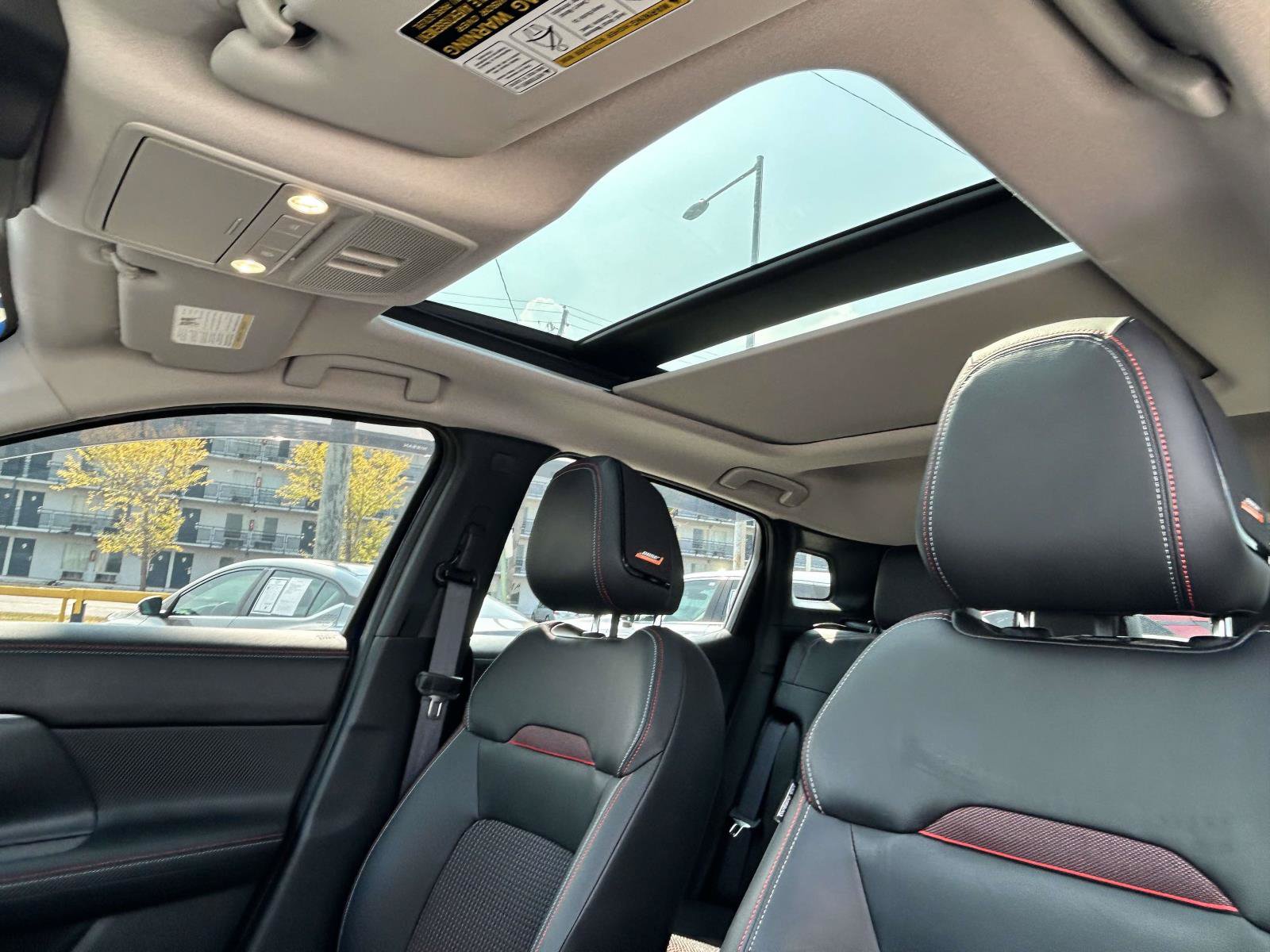 Used 2025 Nissan Kicks SR w/ SR Premium Package FWD image 14