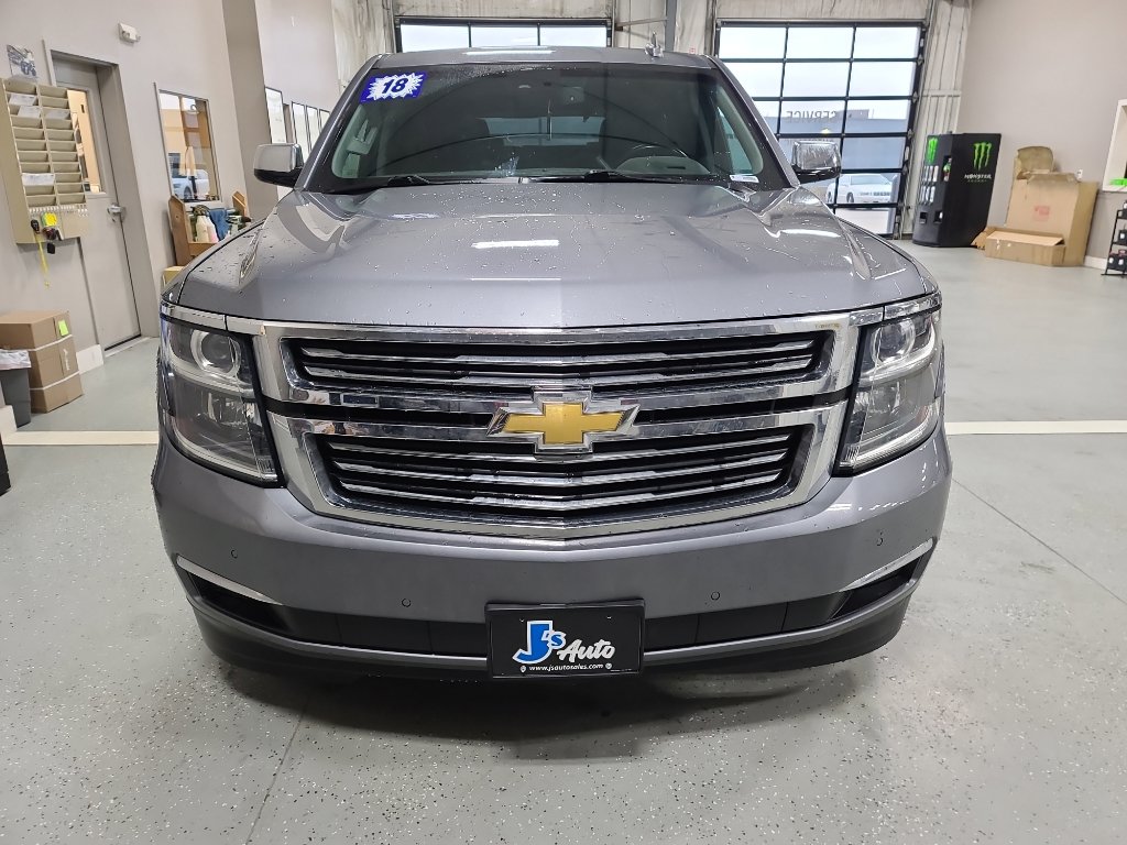 Used 2018 Chevrolet Tahoe Premier AWD/4WD image 3