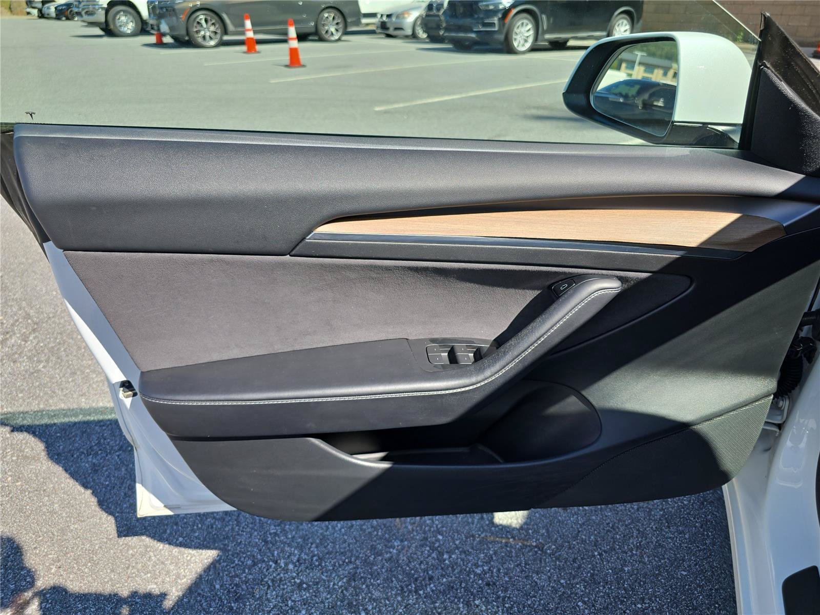 Used 2021 Tesla Model 3 Standard Range Plus RWD image 18