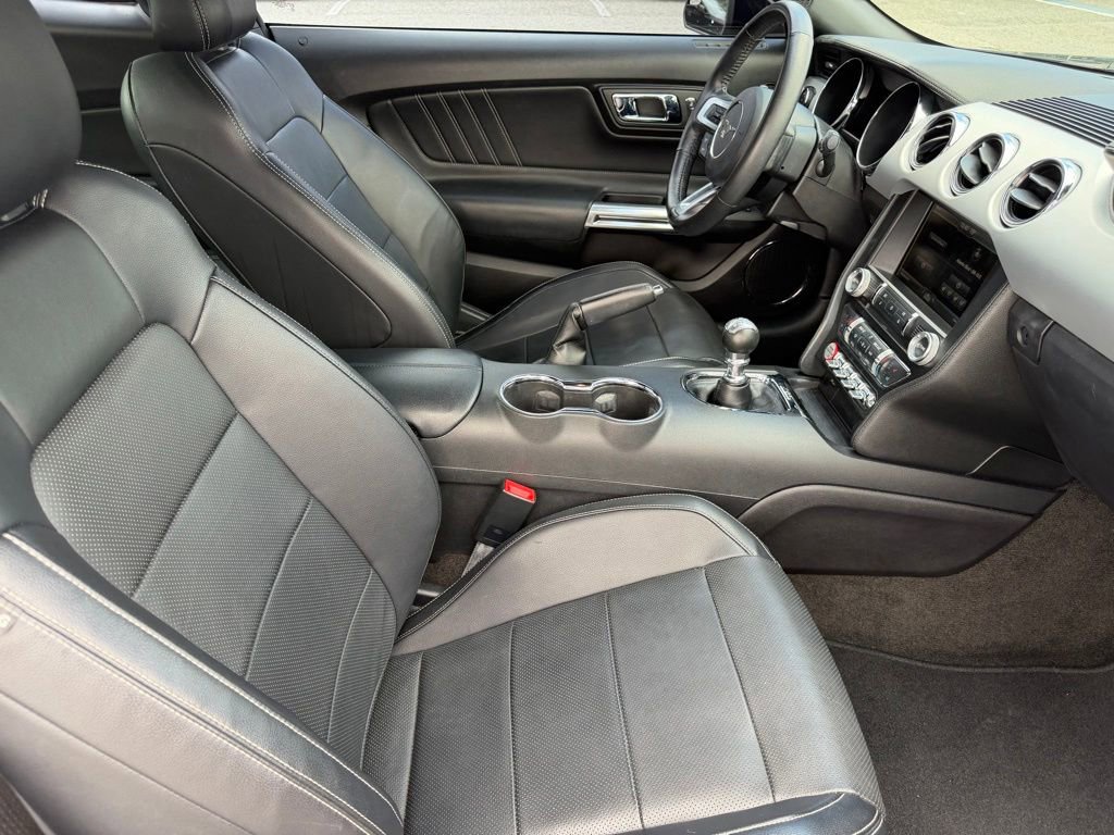 Used 2015 Ford Mustang GT Premium RWD image 16