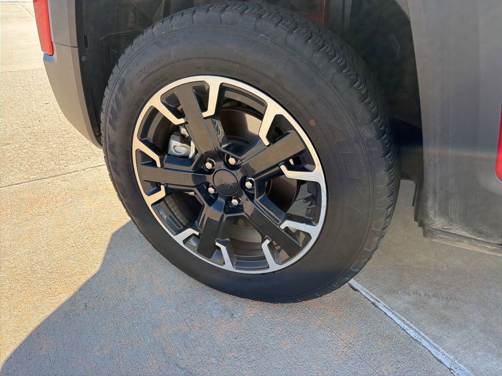 Used 2023 Jeep Renegade Latitude image 12