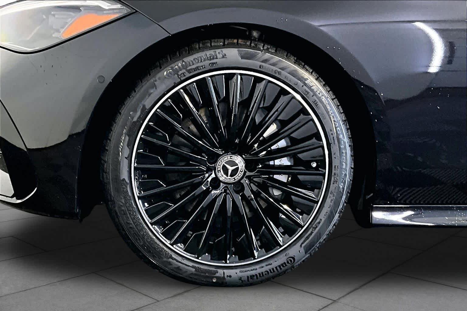 New 2027 Mercedes-Benz CLE 300 4MATIC Coupe image 17