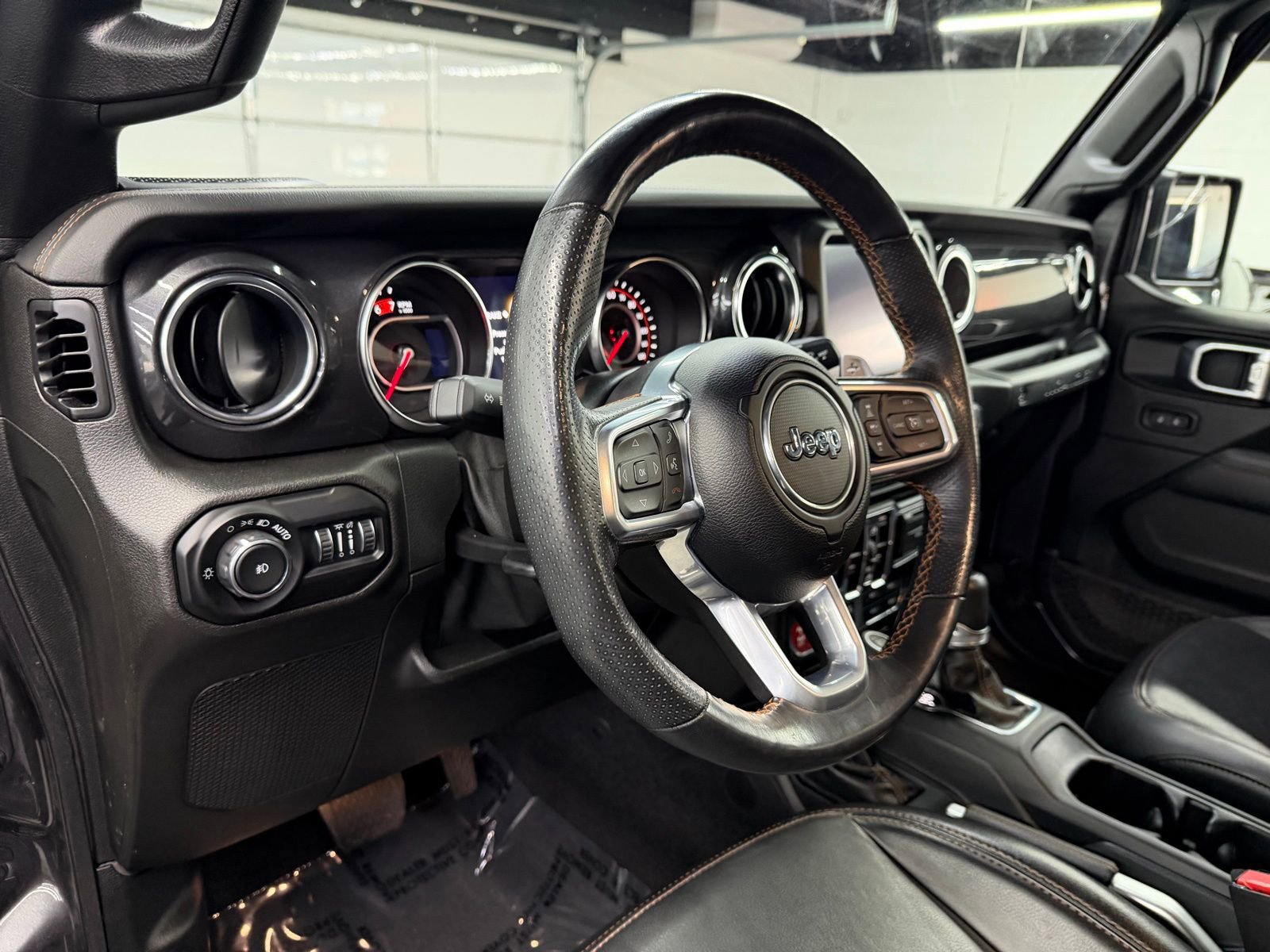 Used 2021 Jeep Wrangler Unlimited Rubicon w/ Dual Top Group image 17