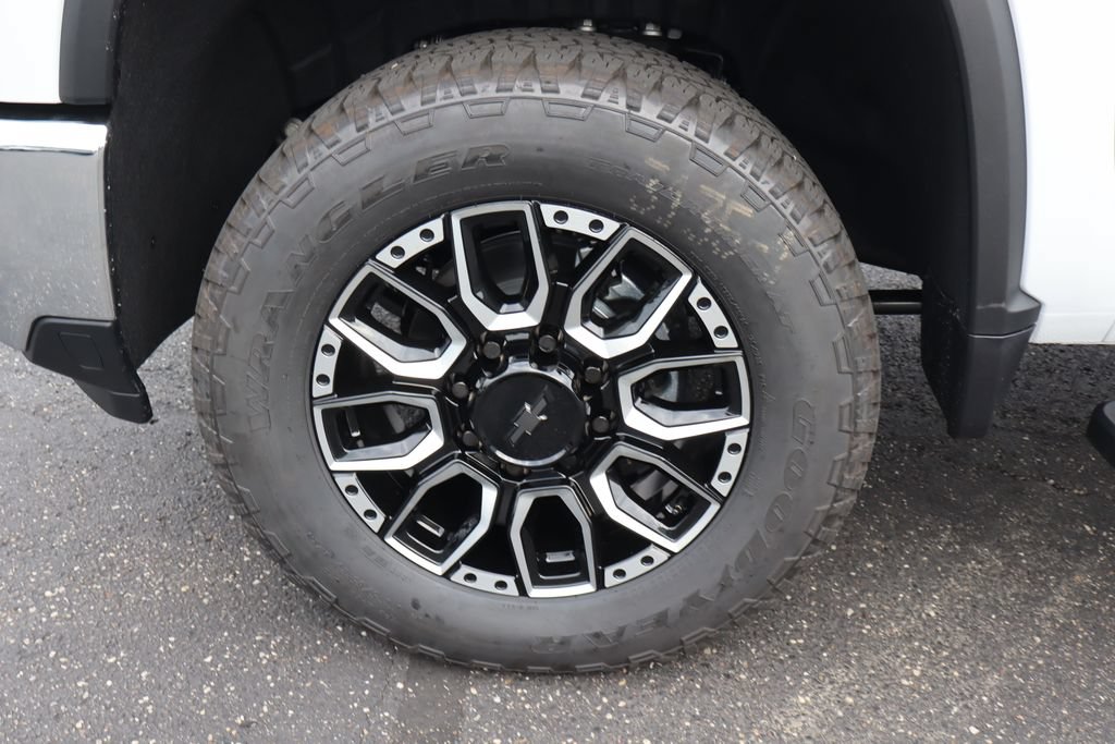 New 2026 Chevrolet Silverado 3500 LT w/ Leather Package AWD/4WD image 27