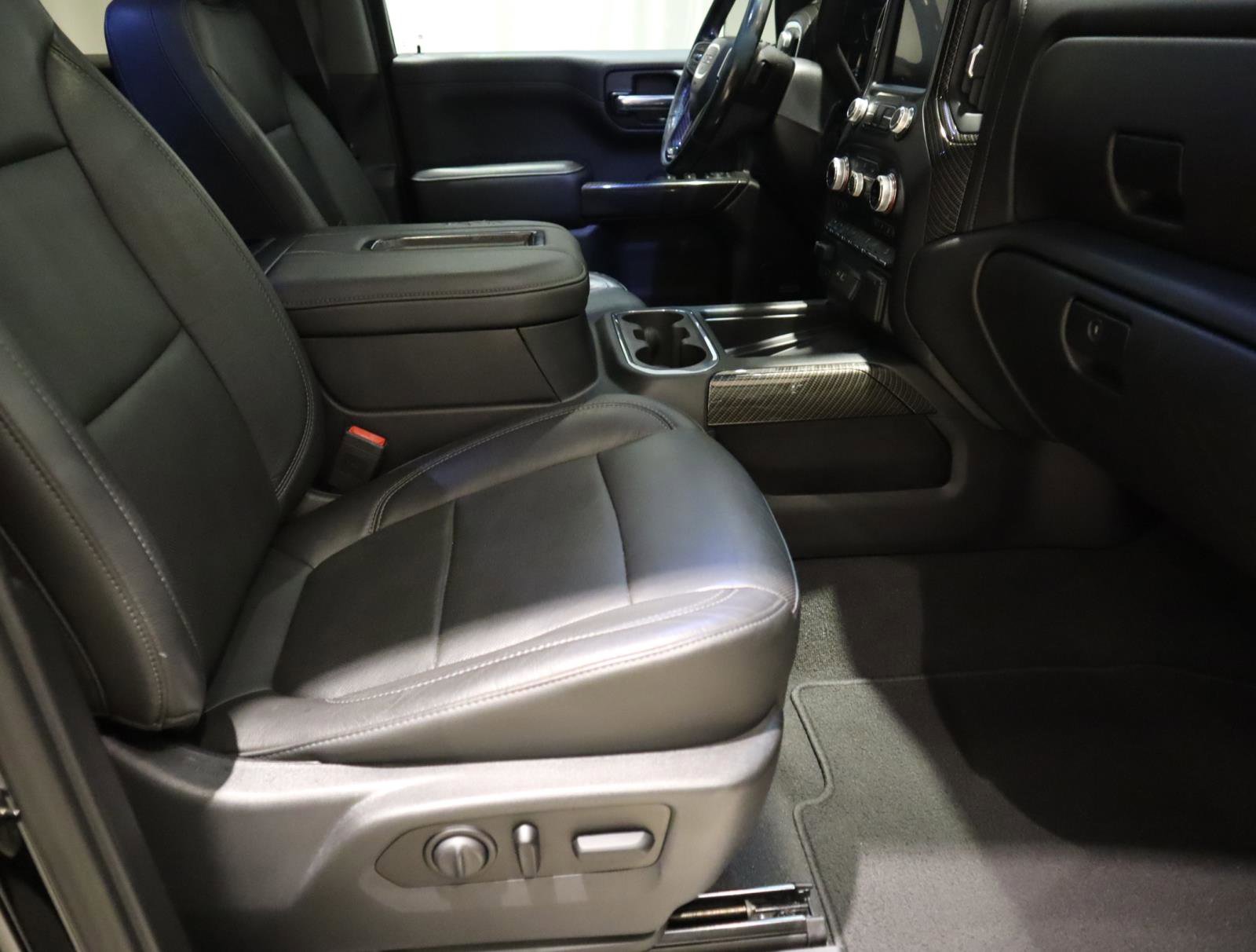 Used 2020 GMC Sierra 1500 SLT w/ SLT Premium Plus Package AWD/4WD image 11