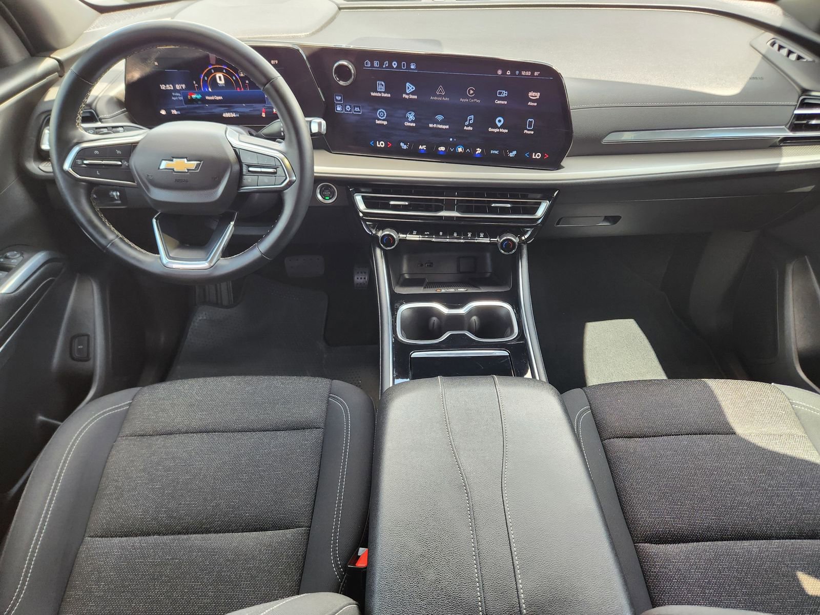 Used 2024 Chevrolet Traverse LT image 28