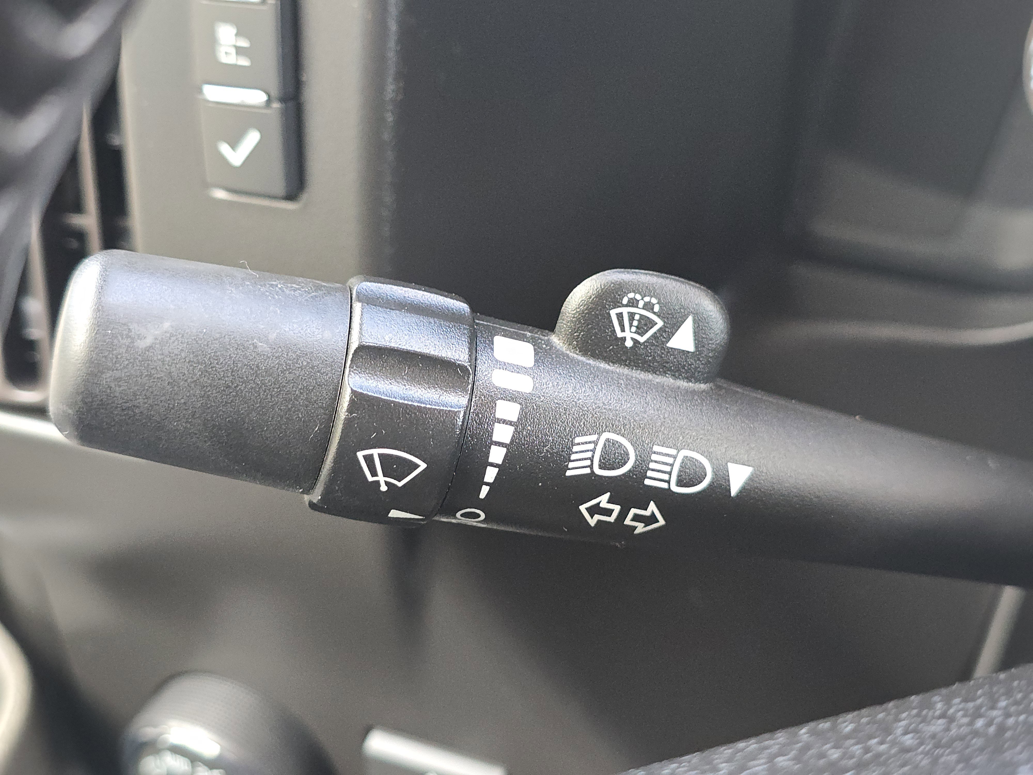 Used 2023 Chevrolet Express 3500 LS image 24