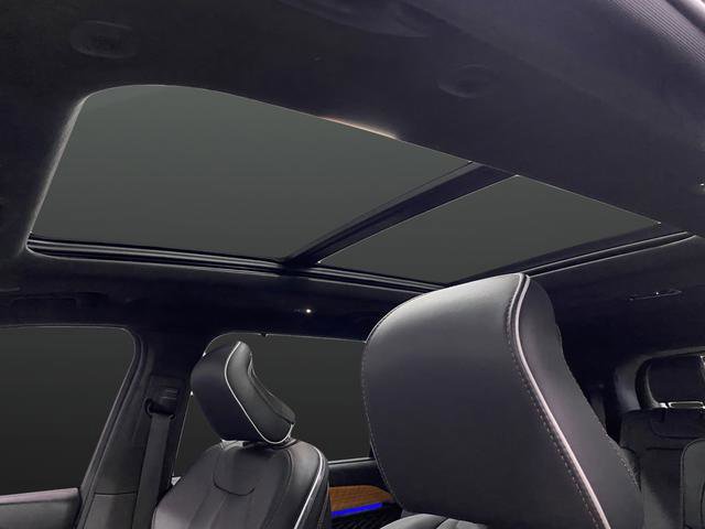 Used 2023 Jeep Grand Cherokee L Summit image 7