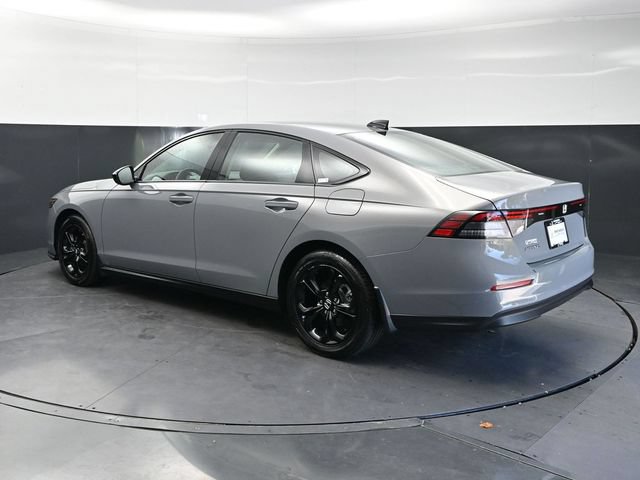 Certified 2025 Honda Accord SE image 7
