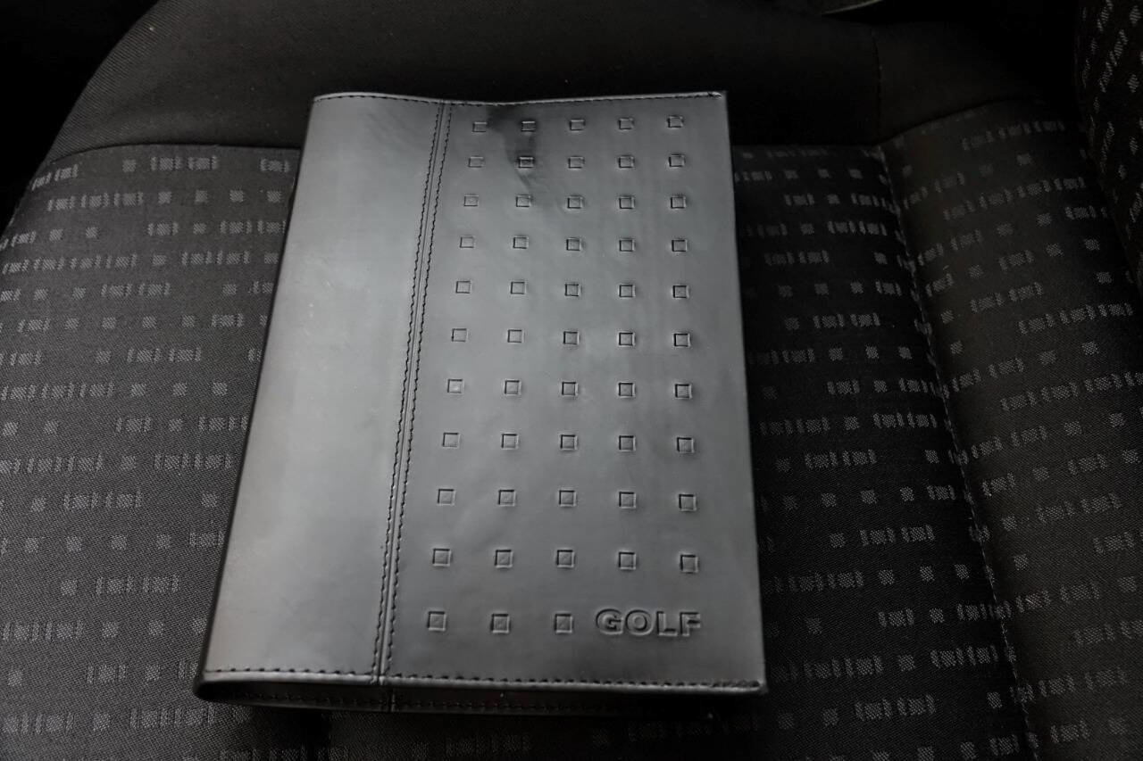 Used 2005 Volkswagen Golf GL image 62