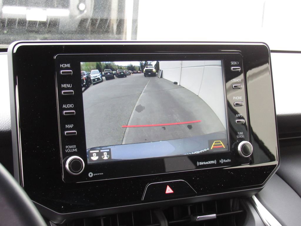 Certified 2022 Toyota Venza XLE AWD/4WD image 30