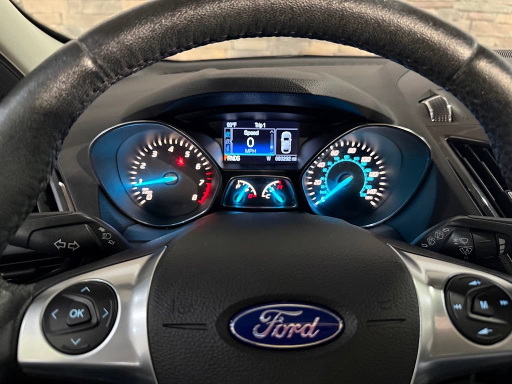 Used 2014 Ford Escape Titanium w/ Equipment Group 401A AWD/4WD image 15