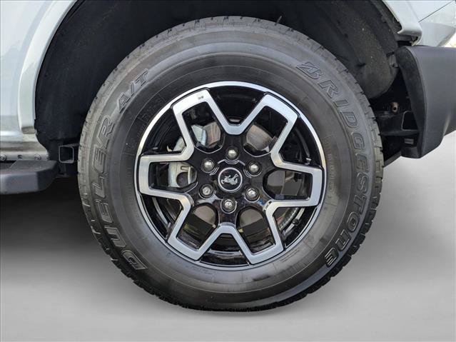 Used 2024 Ford Bronco Outer Banks AWD/4WD image 23