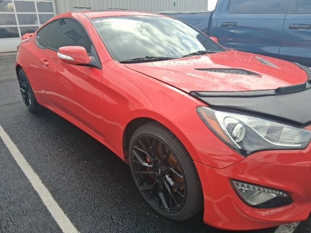 Used 2013 Hyundai Genesis 3.8 RWD image 6
