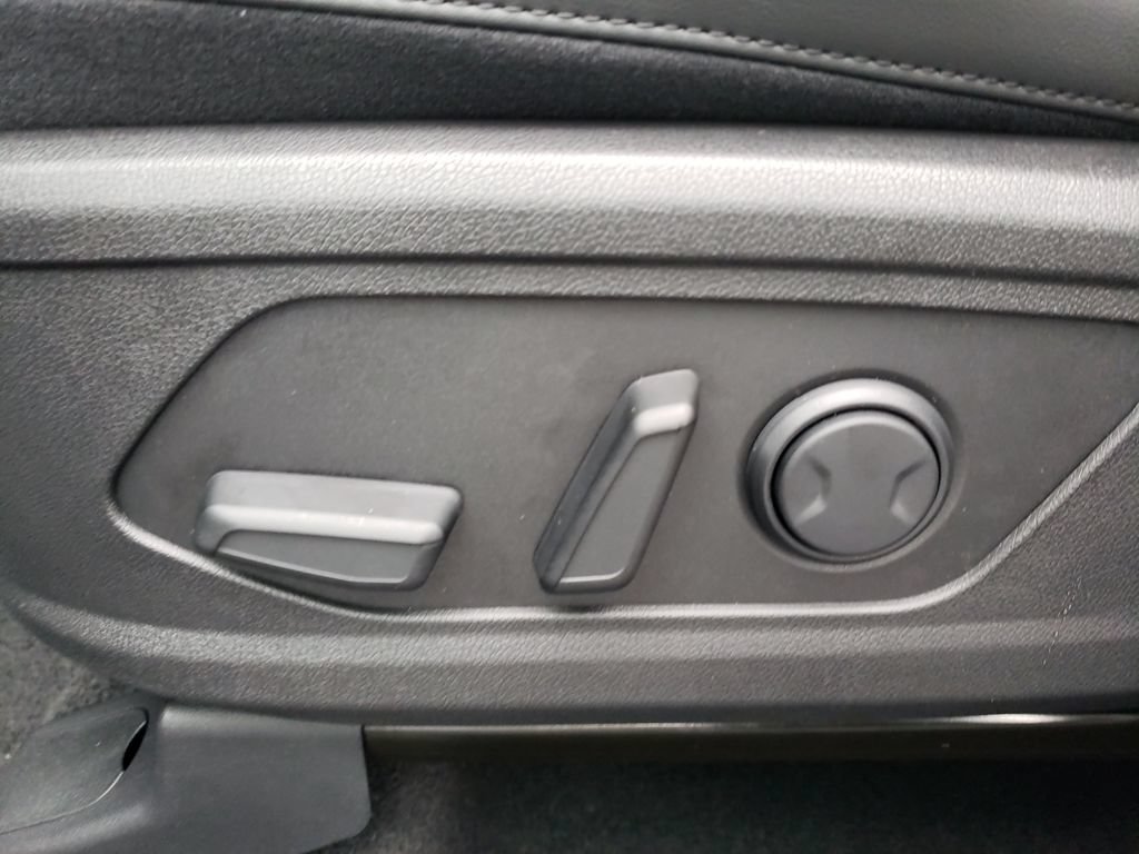 New 2026 Kia Sorento S w/ S Panoramic Sunroof Package FWD image 15