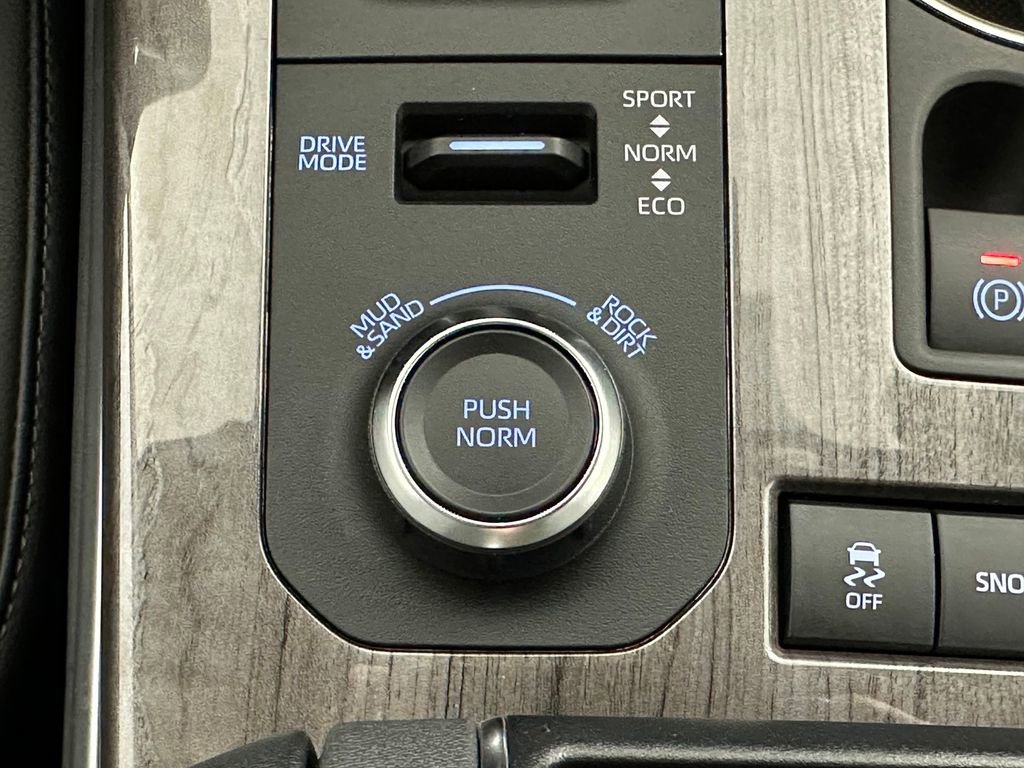 Used 2020 Toyota Highlander Limited AWD/4WD image 29