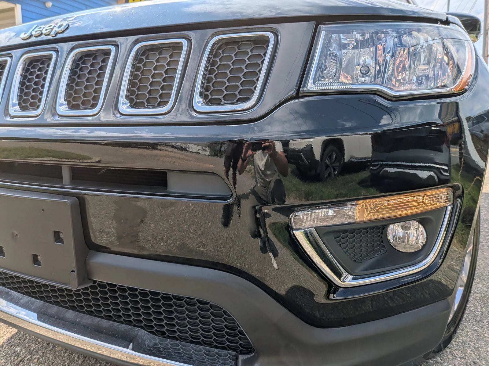 Used 2019 Jeep Compass Limited AWD/4WD image 10