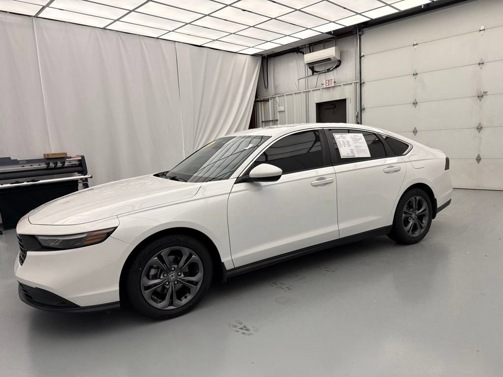 Used 2023 Honda Accord LX image 3