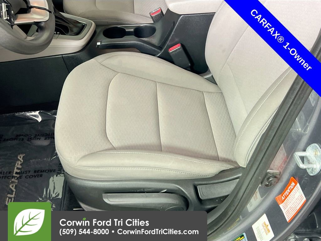 Used 2019 Hyundai Elantra SEL image 22