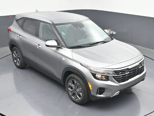 Used 2026 Kia Seltos LX FWD image 38