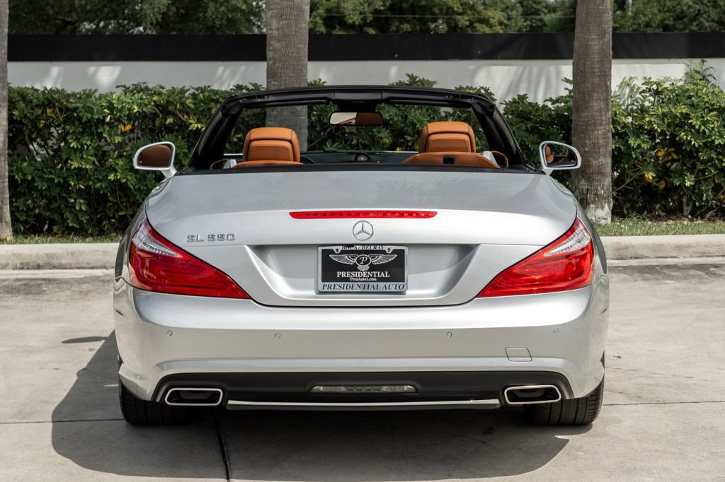 Used 2016 Mercedes-Benz SL 550 image 7
